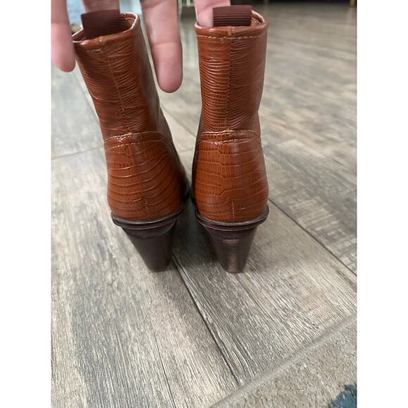 SARTO by Franco Sarto Women's Brown Valentina Pointed Toe Western Bootie Size 8 - Picture 4 of 9